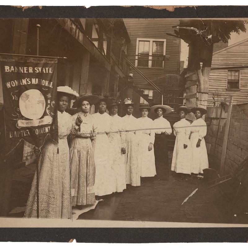 Vintage photograph of suffragists.