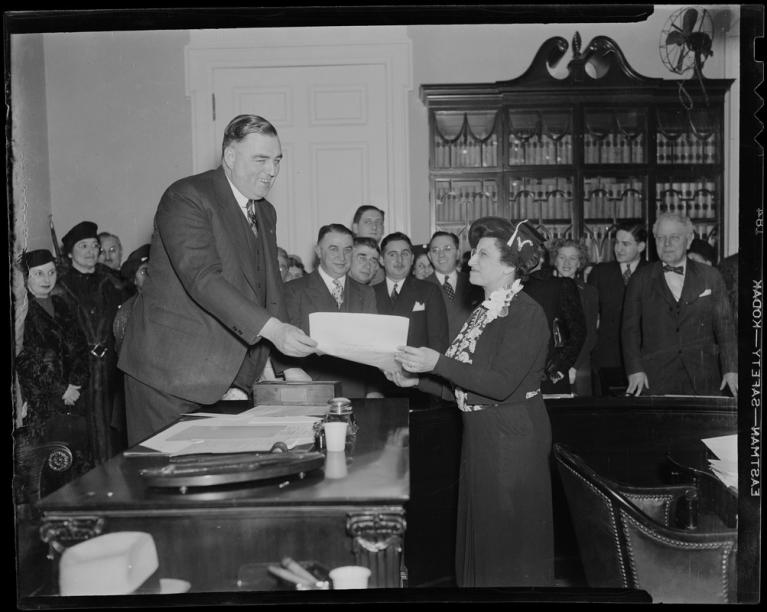 Jennie Loitman Barron being sworn in as the first female judge in Massachusetts
